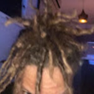 Meet your Posher, Ethan